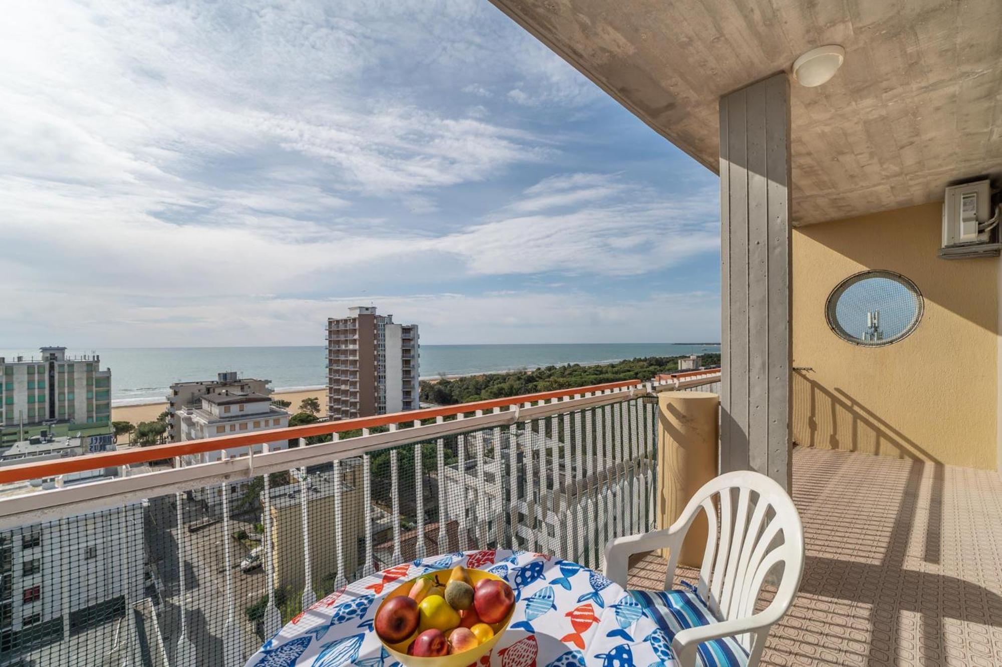 Apartamento Residenza Puerto Do Sol Lignano Sabbiadoro Exterior foto