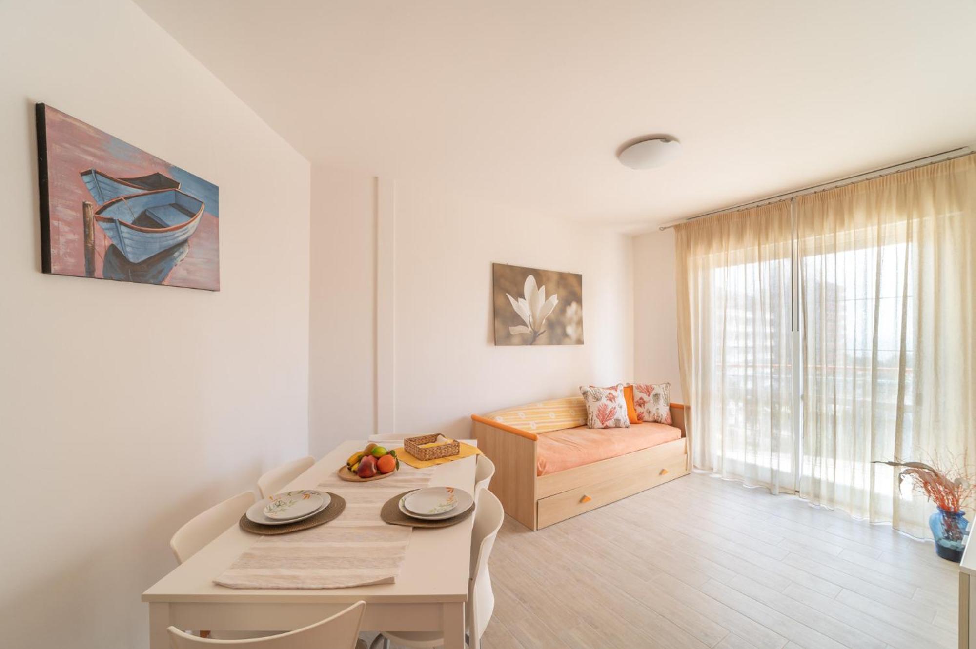 Apartamento Residenza Puerto Do Sol Lignano Sabbiadoro Exterior foto
